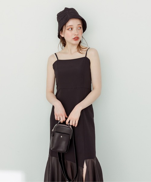 OLIVE des OLIVE(オリーブデオリーブ)の「【WEB限定】裾シフォンレースアップキャミワンピース(ワンピース・レディース・グレイッシュベージュ/ブラック・FREE)」の6枚目の写真