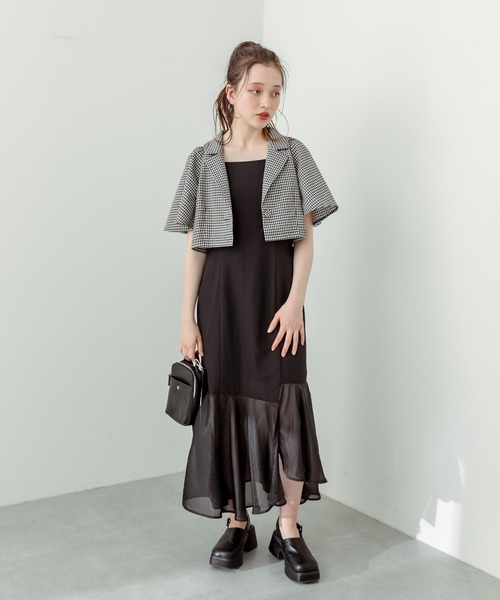 OLIVE des OLIVE(オリーブデオリーブ)の「【WEB限定】裾シフォンレースアップキャミワンピース(ワンピース・レディース・グレイッシュベージュ/ブラック・FREE)」の9枚目の写真