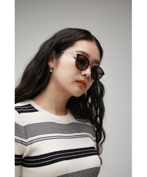 AZUL by moussy（アズールバイマウジー）の「METAL BRIDGE EYEWEAR/メタルブリッジアイウェア（サングラス・レディース・ブラウン/ブラック・FREE）」の16枚目の写真
