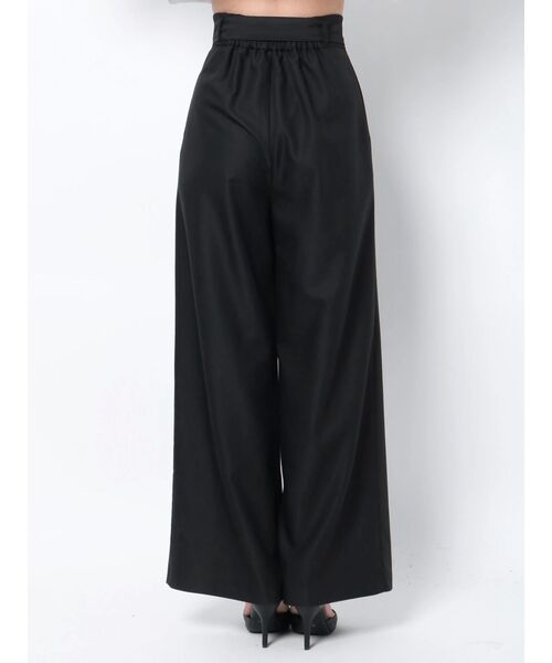 GYDA(ジェイダ)の「タックワイドパンツ(チノパンツ・レディース・ベージュ/ブラック・FREE)」の11枚目の写真