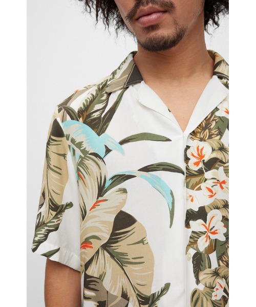 BOSS(ボス)の「【オンライン限定】シーズンプリント レギュラーフィットシャツ(シャツ/ブラウス・メンズ・ホワイト/ブルー・L/M/XL/S/XXL)」の3枚目の写真