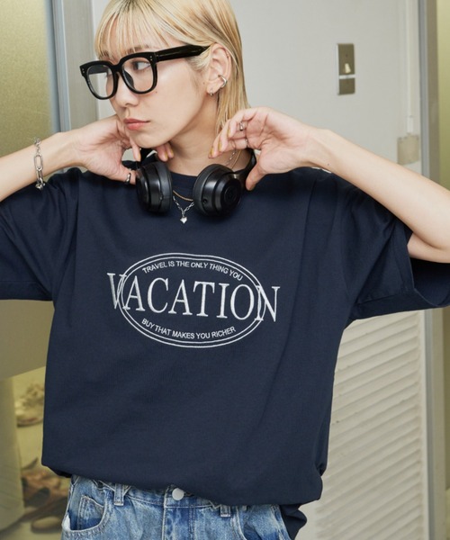 Auntie Rosa Holiday（アンティローザホリデー）の「VACATIONオーバーサイズT（Tシャツ/カットソー・レディース・ネイビー/オフホワイト・FREE）」の2枚目の写真
