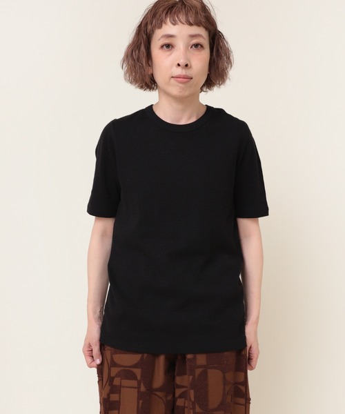RNA-N(アールエヌエーエヌ)の「M2084 C/HEMPフライス半T(Tシャツ/カットソー・レディース・ブラック/オフホワイト/グレー・MEDIUM)」の2枚目の写真