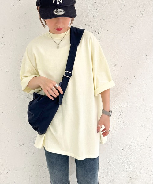 apres jour mignon(アプレジュールミニョン)の「ピグメント加工BIGスリットTシャツ【ZOZOTOWN限定アイテム】(Tシャツ/カットソー・レディース・グリーン/ネイビー/アイボリー/グレイッシュベージュ/ブラック系その他・フリー/X-LARGE)」の6枚目の写真