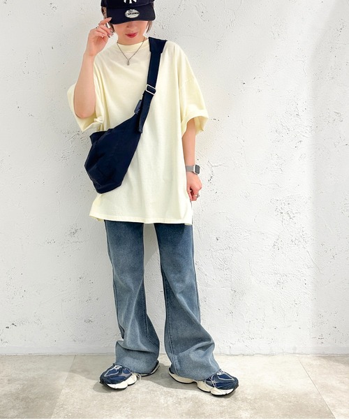 apres jour mignon(アプレジュールミニョン)の「ピグメント加工BIGスリットTシャツ【ZOZOTOWN限定アイテム】(Tシャツ/カットソー・レディース・グリーン/ネイビー/アイボリー/グレイッシュベージュ/ブラック系その他・フリー/X-LARGE)」の11枚目の写真