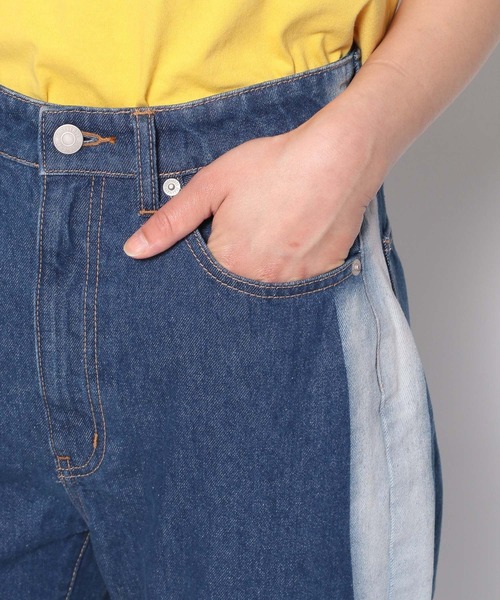 FOREVER 21（フォーエバー トゥエンティーワン）の「フリンジストレートラインデニムパンツ（デニムパンツ・レディース・ブルー・SMALL/MEDIUM/LARGE）」の10枚目の写真