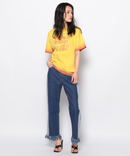 FOREVER 21（フォーエバー トゥエンティーワン）の「フリンジストレートラインデニムパンツ（デニムパンツ・レディース・ブルー・SMALL/MEDIUM/LARGE）」の9枚目の写真