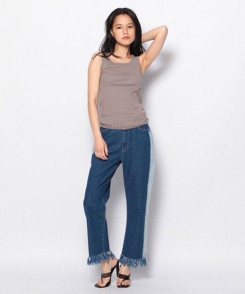 FOREVER 21（フォーエバー トゥエンティーワン）の「フリンジストレートラインデニムパンツ（デニムパンツ・レディース・ブルー・SMALL/MEDIUM/LARGE）」の7枚目の写真