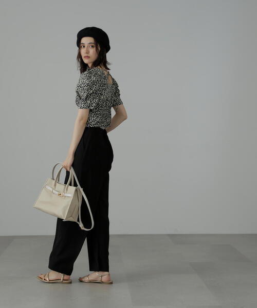 FREE'S MART(フリーズマート)の「◆内スリットストレートワイドパンツ(スラックス・レディース・ベージュ/グリーン/ブラック・SMALL/MEDIUM)」の22枚目の写真