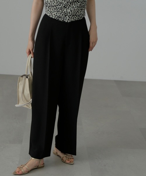 FREE'S MART(フリーズマート)の「◆内スリットストレートワイドパンツ(スラックス・レディース・ベージュ/グリーン/ブラック・SMALL/MEDIUM)」の4枚目の写真