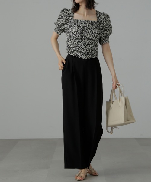 FREE'S MART(フリーズマート)の「◆内スリットストレートワイドパンツ(スラックス・レディース・ベージュ/グリーン/ブラック・SMALL/MEDIUM)」の6枚目の写真