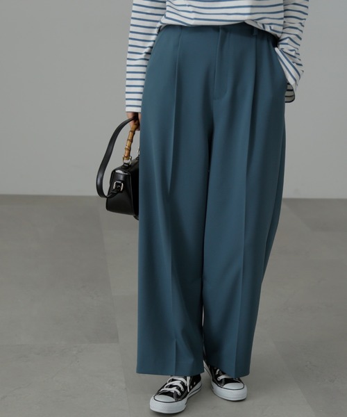 FREE'S MART(フリーズマート)の「◆内スリットストレートワイドパンツ(スラックス・レディース・ベージュ/グリーン/ブラック・SMALL/MEDIUM)」の15枚目の写真