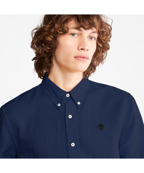 Timberland(ティンバーランド)の「長袖 ラベル コットン リネン シャツ メンズ(シャツ/ブラウス・メンズ・ネイビー・X-LARGE/MEDIUM/LARGE)」の5枚目の写真