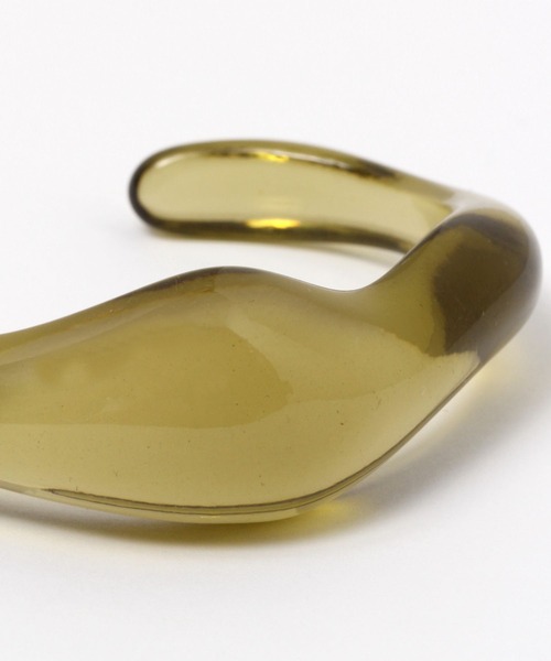 LEPSIM(レプシィム)の「プックリクリアバングル 963662(ブレスレット・レディース・ホワイト/ライム/グレイッシュベージュ・ONE SIZE)」の10枚目の写真