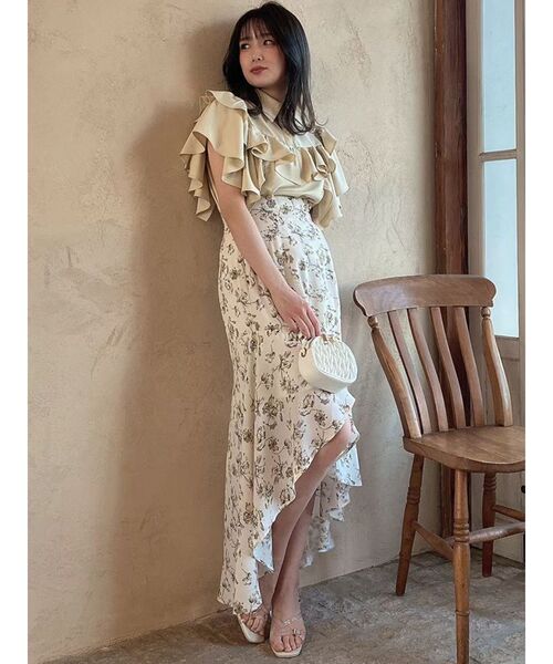 dazzlin(ダズリン)の「カットアウトフリルシャツトップス(シャツ/ブラウス・レディース・その他1/オフホワイト/ベージュ・FREE)」の7枚目の写真