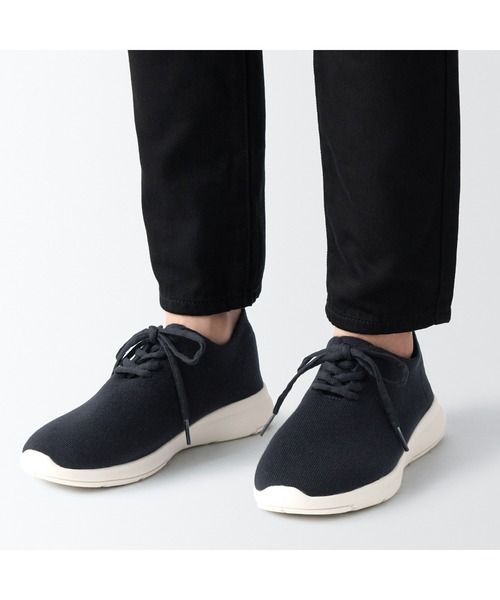 無印良品(ムジルシリョウヒン)の「婦人 天然由来素材を使ったスニーカー(スニーカー・レディース・ブラック/キナリ・22.0cm/24.0cm/24.5cm/23.0cm/23.5cm/22.5cm/25.0cm)」の16枚目の写真