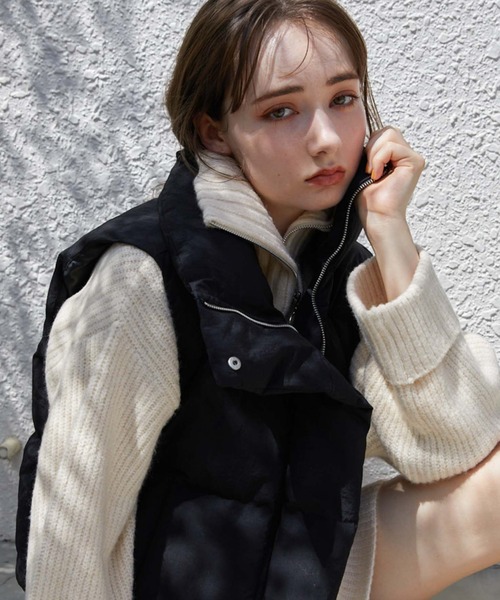 archives（アルシーヴ）の「中綿ショートベスト（ダウンベスト・レディース・ブラック/アイボリー・MEDIUM）」の6枚目の写真