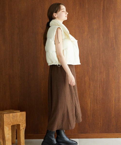 archives（アルシーヴ）の「中綿ショートベスト（ダウンベスト・レディース・ブラック/アイボリー・MEDIUM）」の18枚目の写真