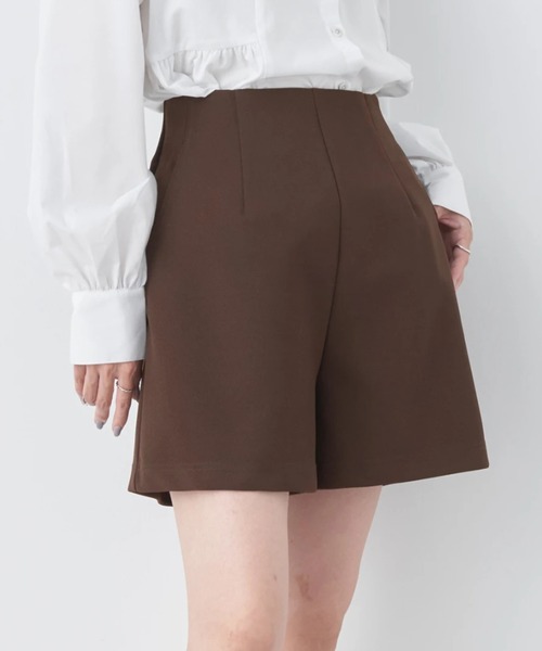 earth music&ecology（アースミュージックアンドエコロジー）の「カットツイルショートパンツ（その他パンツ・レディース・ブラック/ベージュ/チョコ・M/S）」の3枚目の写真