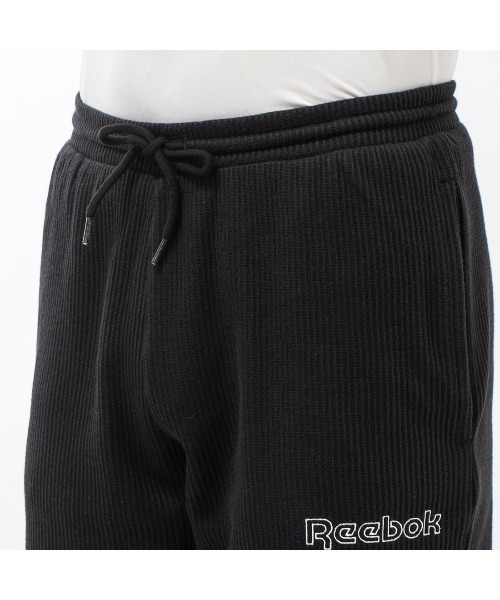 Reebok(リーボック)の「ワッフル ショーツ / RI VS WAFFLE SHORT(その他パンツ・メンズ・ブラック/アイボリー・MEDIUM/XX-LARGE/X-LARGE/LARGE/SMALL/X-SMALL)」の5枚目の写真