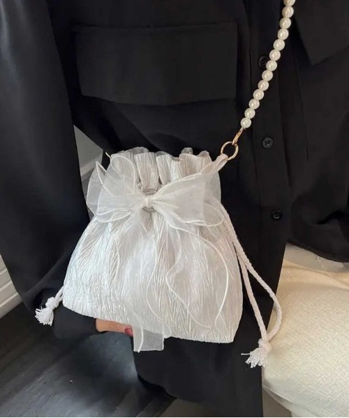 パール巾着ショルダーバッグ / 巾着型バッグ / パールバッグ