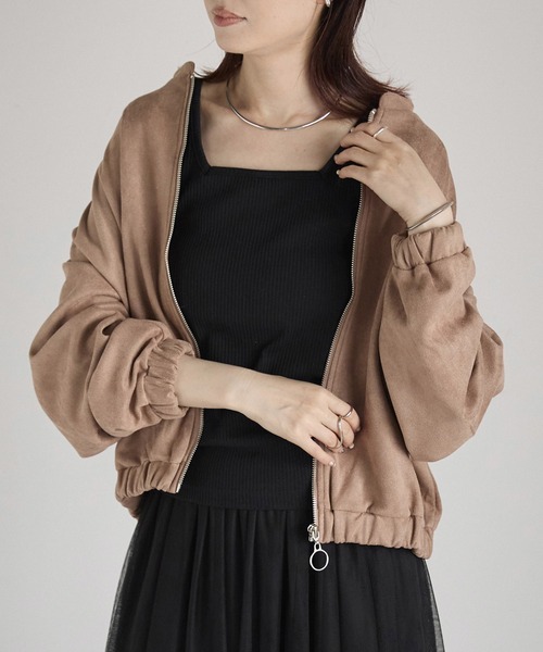 Fizz（フィズ）の「フェイクスウェードジップアップブルゾン（ブルゾン・レディース・アイボリー/グレイッシュベージュ/ピンクベージュ/スミクロ/ブラック・M）」の5枚目の写真