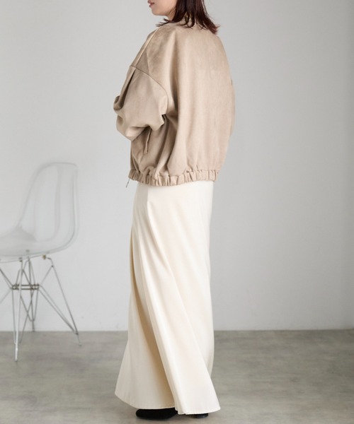 Fizz（フィズ）の「フェイクスウェードジップアップブルゾン（ブルゾン・レディース・アイボリー/グレイッシュベージュ/ピンクベージュ/スミクロ/ブラック・M）」の8枚目の写真