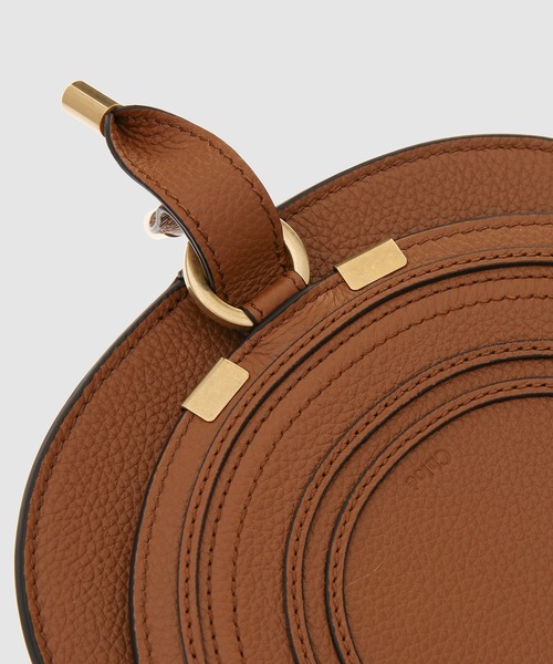 Chloé MARCIEスモールサドルバッグ シャイニーレザー製スモールMarcieサドルバッグ 茶色 - Chloé