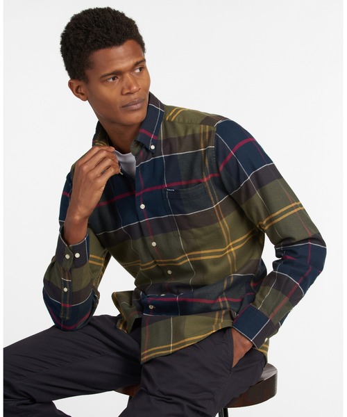 Barbour(バブアー)の「Edderton タータンチェック ボタンダウン シャツ(テーラードフィット)(シャツ/ブラウス・メンズ・ベージュ/レッド・XXL/M/L/XL)」の5枚目の写真