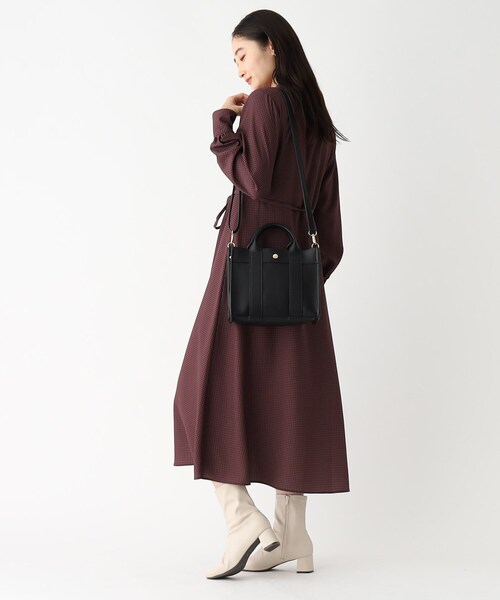 OPAQUE.CLIP（オペークドットクリップ）の「◆【2WAY／軽量】スクエアミドルトートバッグ（トートバッグ・レディース・ゴールド/ベージュ/ブルー/ブラック/グレー・00）」の19枚目の写真