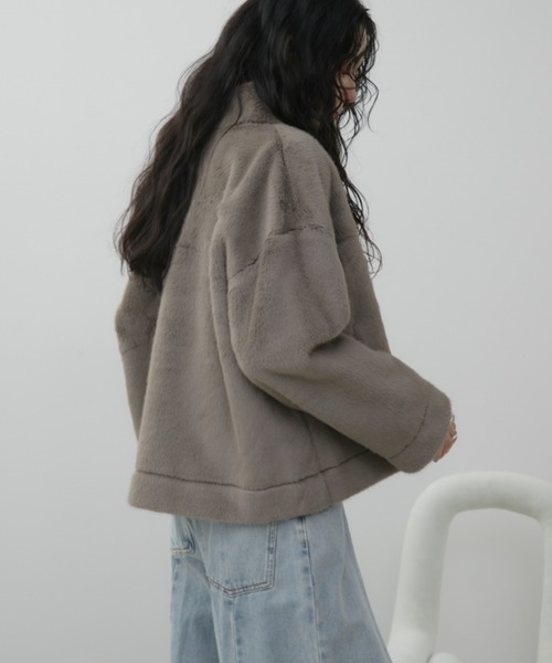 Aunt Marie's(アントマリーズ)の「ファーショートコート(その他アウター・レディース・アイボリー/ブラウン/モカ/グレイッシュベージュ・FREE)」の5枚目の写真