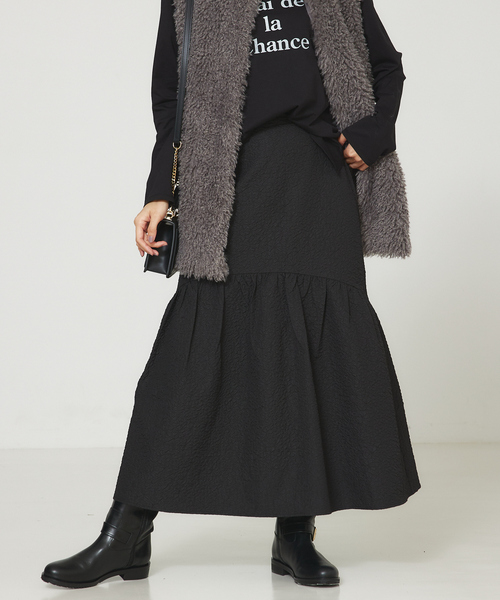 abahouse mavie（アバハウスマヴィ）の「エンボスティアードスカート（スカート・レディース・ブラック/ライム/アイボリー・36/38）」の8枚目の写真