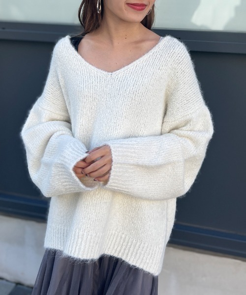 Rouge vif（ルージュヴィフ）の「【一部店舗限定】ブークレーVネックニット（ニット/セーター・レディース・ベージュ/ホワイト/ピンク・フリー）」の11枚目の写真