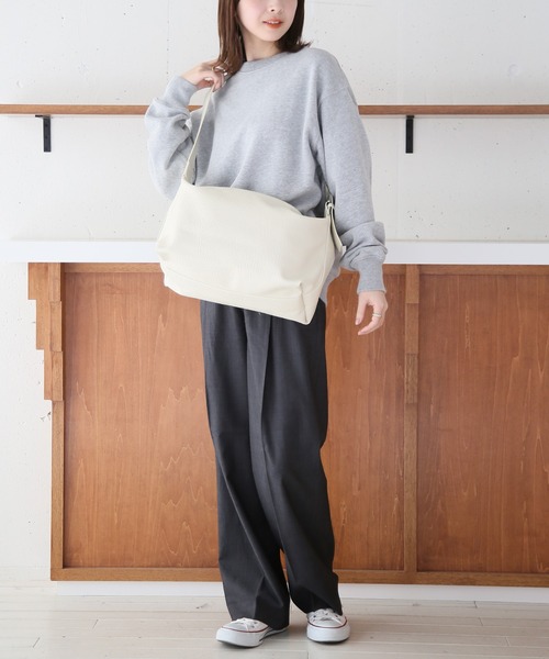 SETUP7(セットアップセブン)の「【SETUP7】PUレザー2WAYショルダーハンドルバッグ KNF049 ※(ショルダーバッグ・レディース・アイボリー/ベージュ/ブラック・FREE)」の9枚目の写真