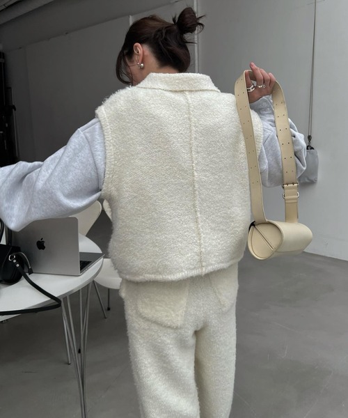 WILLFULLY(ウィルフリー)の「poodle yarn half zip knit vest(ニット/セーター・レディース・アイボリー/ブラック・FREE)」の16枚目の写真