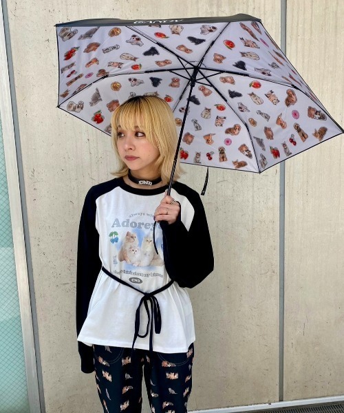 Candy Stripper(キャンディストリッパー)の「CAT&DOG STICKERS FOLDING アンブレラ(折りたたみ傘・レディース・ブラック×ホワイト・FREE)」の10枚目の写真