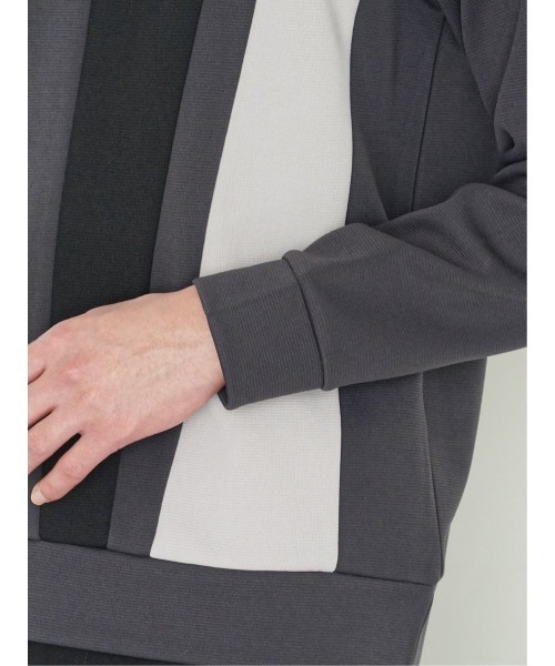 TAKA-Q(タカキュー)の「タカキュー SOFT CUSHION 切替 クルーネックプルオーバー(Tシャツ/カットソー・メンズ・ホワイト/グレー系その他2・X-LARGE/LARGE/MEDIUM)」の13枚目の写真