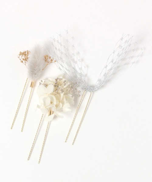 GLOBAL WORK（グローバルワーク）の「MADE IN JAPANドライフラワー3本セットピン/993093（ヘアピン・レディース・ホワイト/グレー/ベージュ・ONE SIZE）」の2枚目の写真