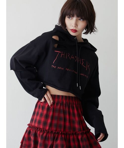 THRASHER(スラッシャー)の「【別注】THRASHER ダメージクロップドフーディ(パーカー・レディース・アイボリー/ブラック/ブルー・MEDIUM)」の11枚目の写真