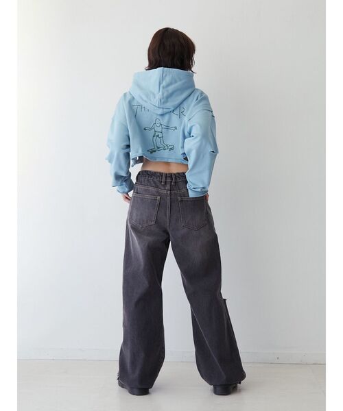 THRASHER(スラッシャー)の「【別注】THRASHER ダメージクロップドフーディ(パーカー・レディース・アイボリー/ブラック/ブルー・MEDIUM)」の17枚目の写真