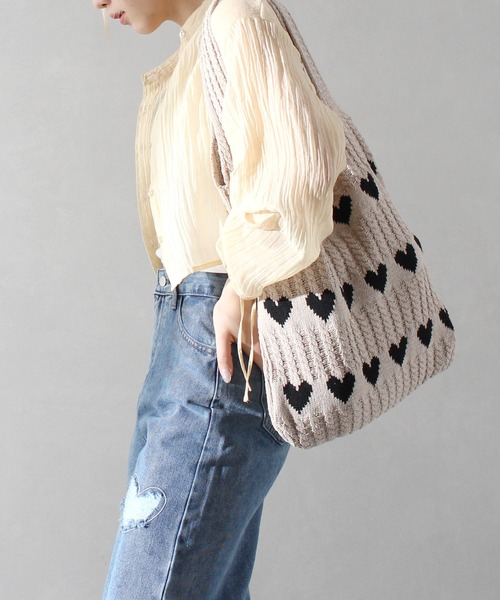 SpRay（スプレイ）の「ハートジャガードトートバッグ（トートバッグ・レディース・アイボリー/ベージュ/グリーン/ホワイト系その他/ブルー/ブラック・FREE）」の8枚目の写真