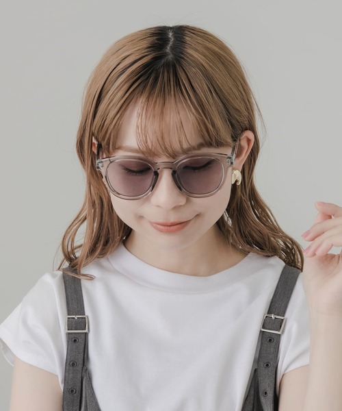 SMELLY（スメリー）の「クリアフレームサングラス（メガネ・レディース・グレー/イエロー・-）」の2枚目の写真