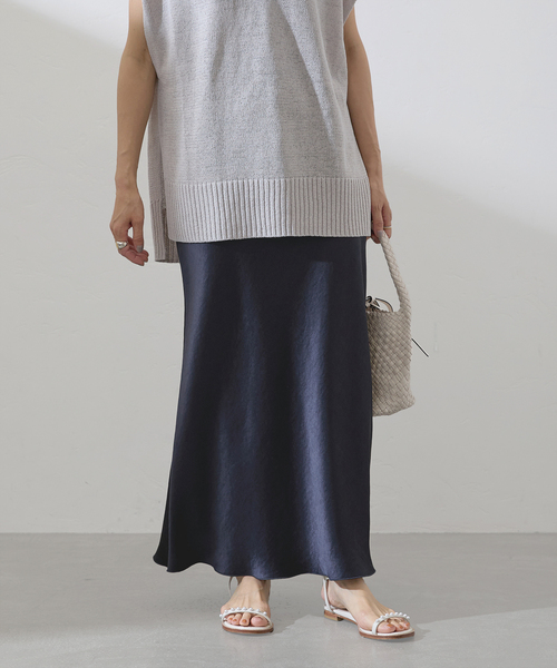 IENA（イエナ）の「《追加7》ダブルサテンスカート（スカート・レディース・ネイビー/ホワイト系その他/ブラック・34/40/38/36）」の3枚目の写真