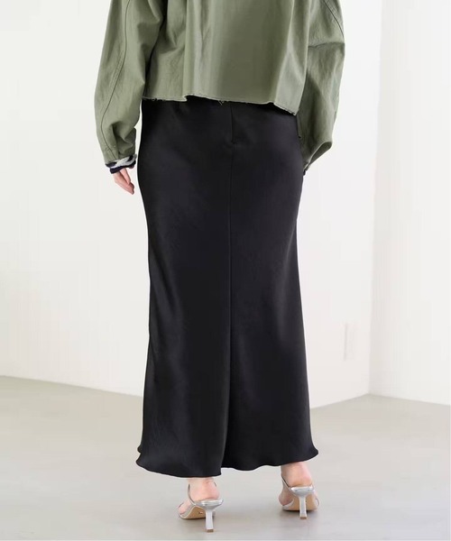 IENA（イエナ）の「《追加7》ダブルサテンスカート（スカート・レディース・ネイビー/ホワイト系その他/ブラック・34/40/38/36）」の18枚目の写真