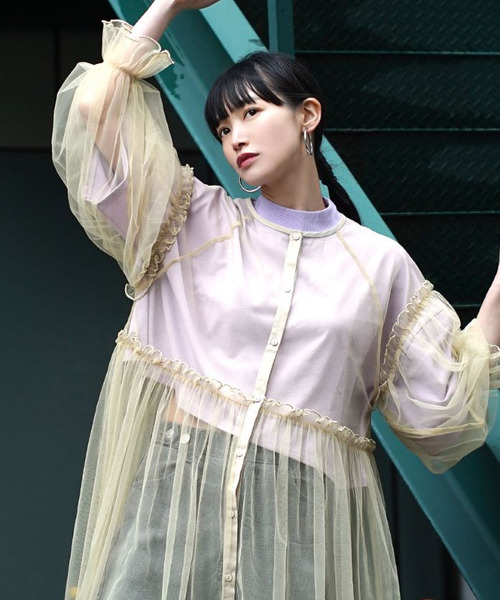 zootie（ズーティー）の「【トレンド感たっぷりな透け感チュールアイテム】 チュールメロウ レイヤードワンピース（ワンピース・レディース・ベージュ/チャコール/アイボリー/ブルー・フリー）」の13枚目の写真