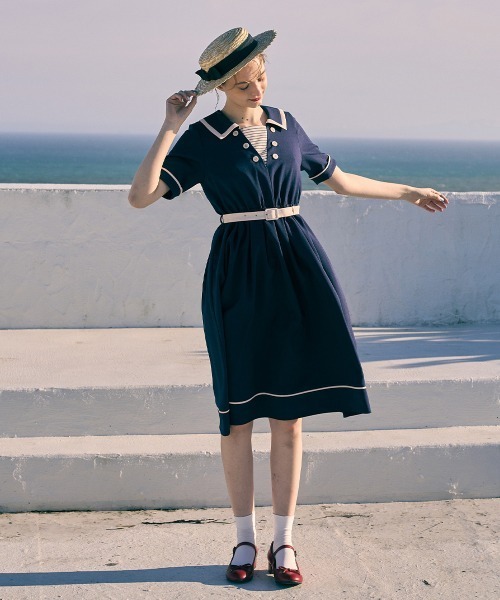 値下げ交渉◎新品未使用タグ付きフィント 絵画風ヨーク刺繍ワンピース　ネイビー 楽天市場】絵画風ヨーク刺繍ワンピース／フィント : 丸井（マルイ