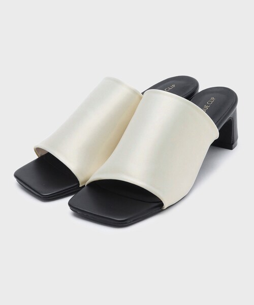 OPAQUE.CLIP（オペークドットクリップ）の「◆ストレッチサテンミュールサンダル（サンダル・レディース・ブラック/カーキ/オフホワイト・02/03）」の5枚目の写真