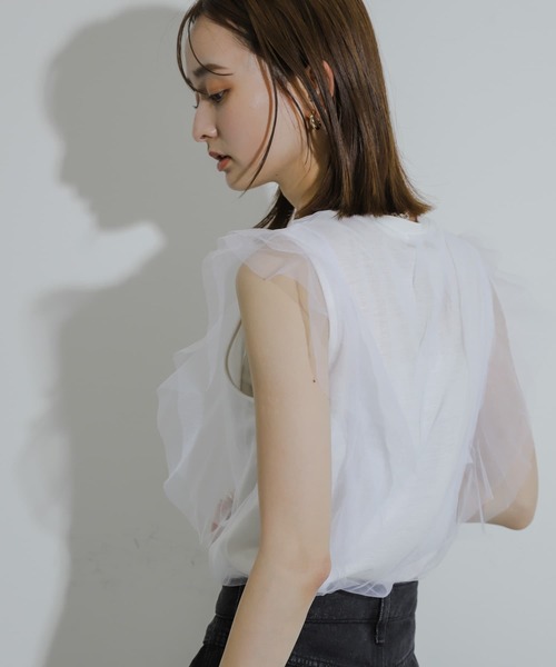 HEYUMM（ヘユム）の「チュールドッキングノースリーブトップ（その他トップス・レディース・オフホワイト/ブラック/ブラウン・ONE）」の4枚目の写真