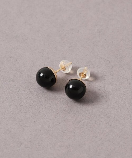 Lilas(リラ)の「オニキス8mmカップボールピアス K10(両耳)(ピアス(両耳用)・レディース・ゴールド・FREE)」の5枚目の写真