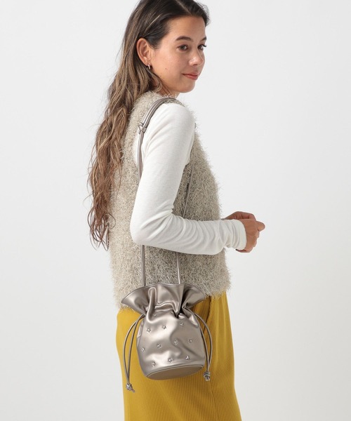 BAYFLOW（ベイフロー）の「[マグホック付き]スタッズ巾着ショルダー（ショルダーバッグ・レディース・シルバー/ブロンズ/ブラック・FREE）」の18枚目の写真